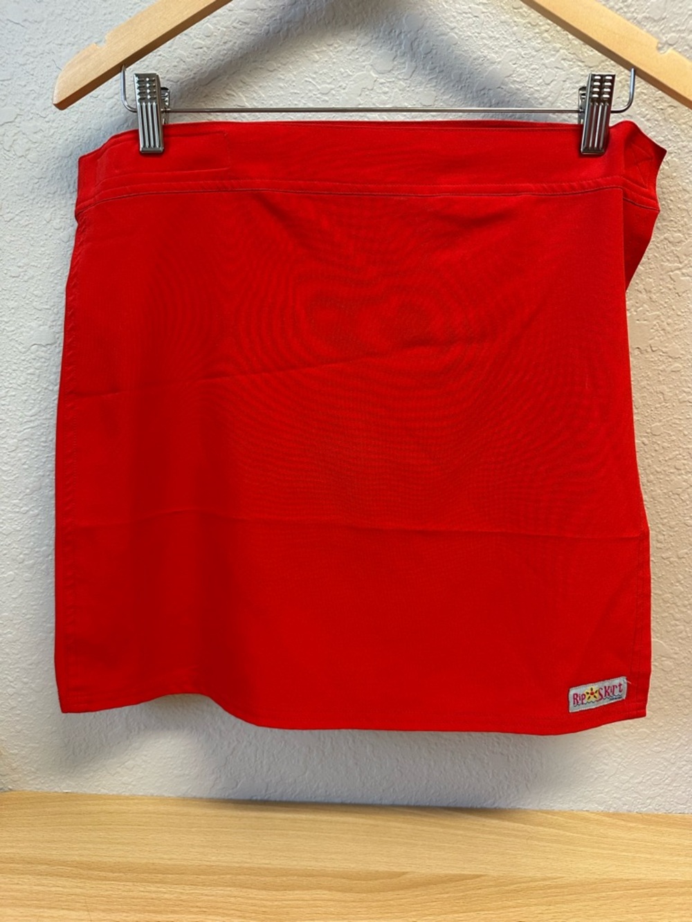 RipSkirt Hawaii Red Coverup Skirt Size Medium Length 1